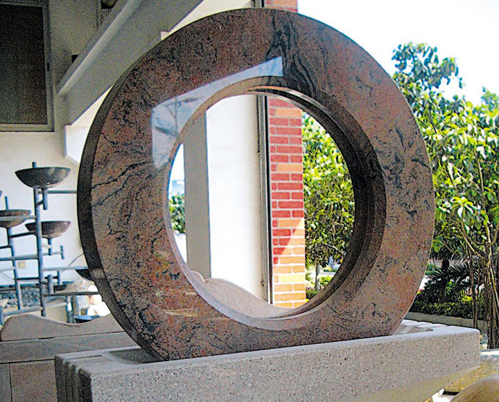 企业装饰石雕风水轮作品